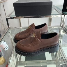 Prada Low Shoes